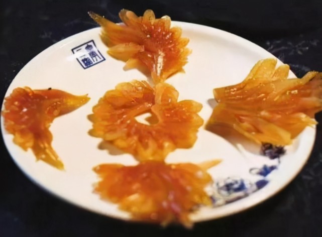 刀豆花打开腾讯新闻,查看更多图片 >砂仁糕是湖南的四大名糕之一,制作