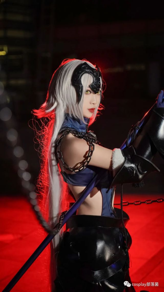 cos:黑贞德满破cos正片@晚鹿