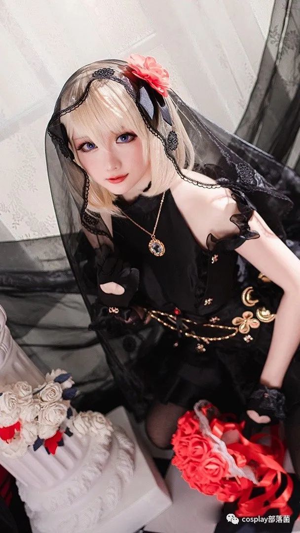 cos:碧蓝航线誓约黑曜的嫁衣cos正片@星之迟迟