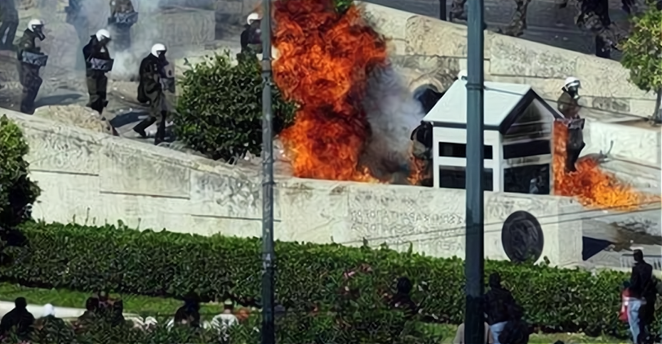 十年前,那个怒烧日本靖国神社的中国男子,结局怎样?