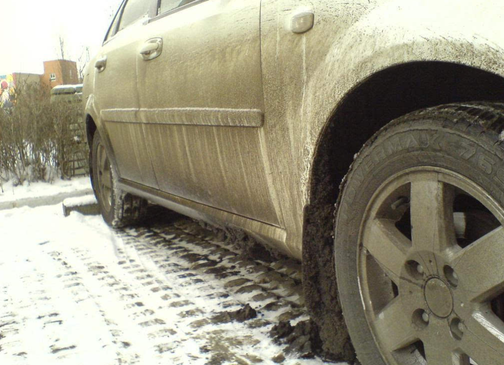 脏车禁止驶入成都主城区这位车主您的车该洗洗了