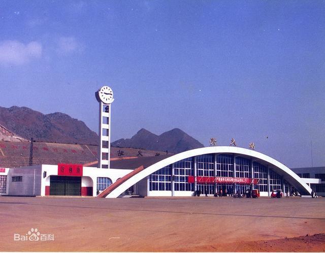 兴义市两座火车站介绍