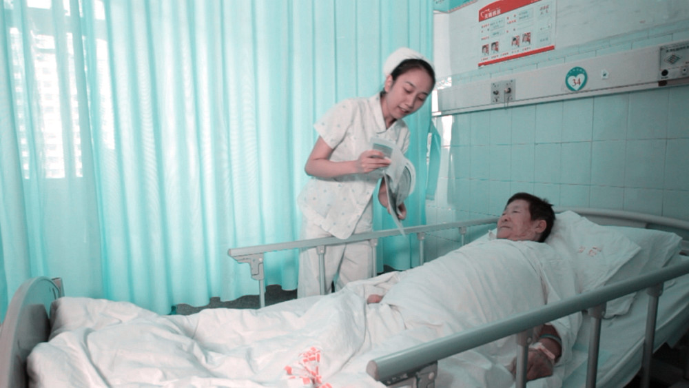 股骨头|股骨头坏死的病情进展及治疗原则