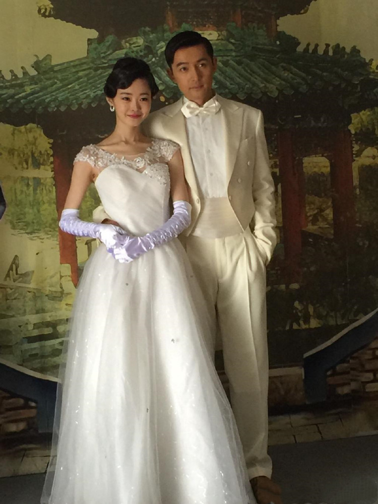 "铁锤妹妹"宋轶的另类成名史,和她背后的绯闻男友们_腾讯新闻