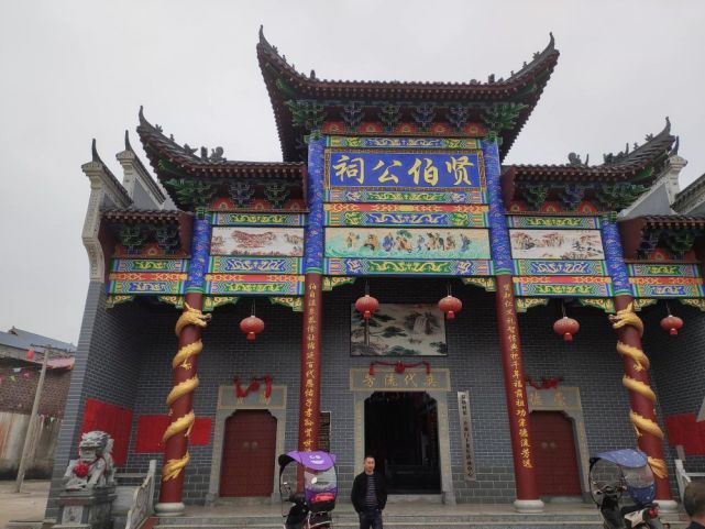 传统的中式祠堂门坊,拍摄于温坊村贤伯公祠