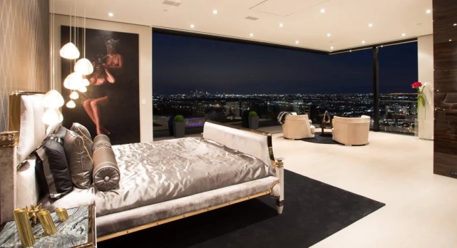 王思聪在洛杉矶的2亿神级豪宅，室内秋千够不够浪漫！