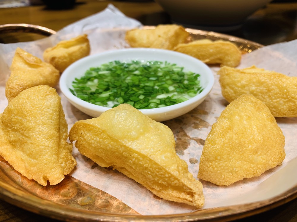 3,普宁炸豆腐大长陇南糖大长陇南糖为大长陇陈广泰创制,该号现衍传5户