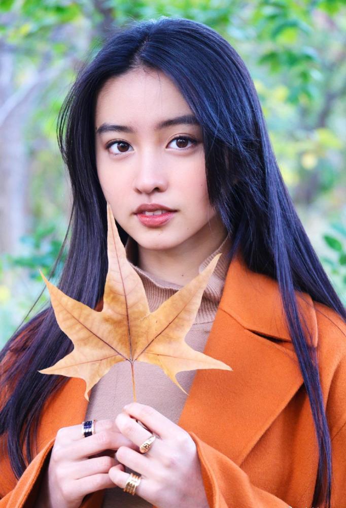 木村光希录中国节目捞金290万!穿花衣脸部浮肿油腻,毫无女神气质