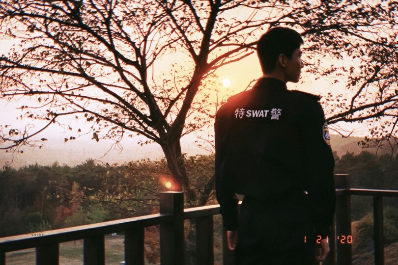 去你的男二脸白敬亭这次演的特警帅翻了