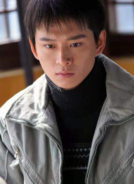 黄宥明:剧火,人不火演员之一