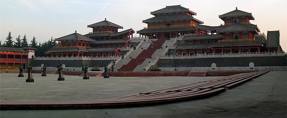 即使秦始皇下令诛杀六国贵族,也难以延长秦朝寿命,反而另有灾祸