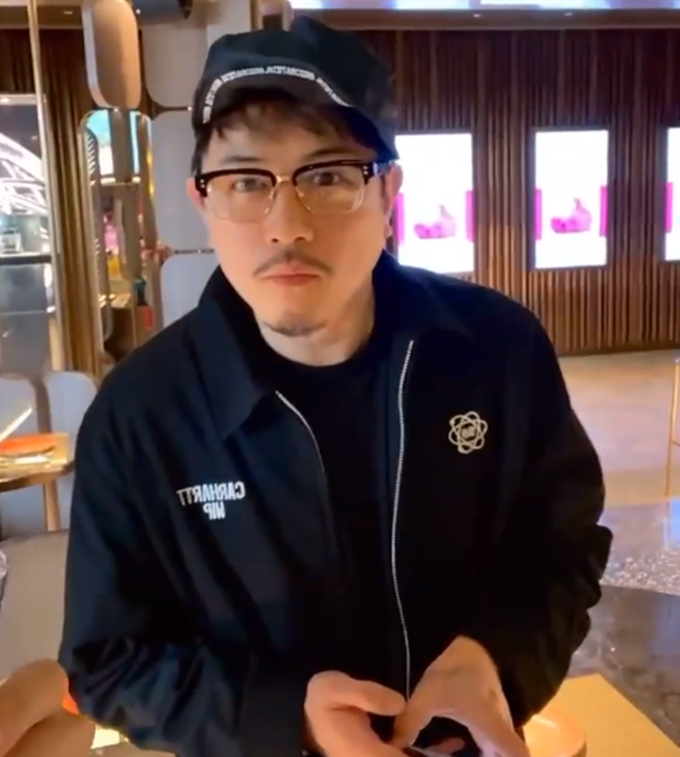 陈键锋参加tvb艺人聚会,胡子拉碴发福变化大,患怪病2年没拍戏_腾讯