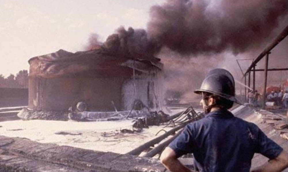 当时两个国家在中东打得热火朝天,硬生生将战争拉锯成了持久战,导致两