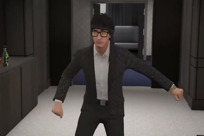 毕竟它只是一款游戏而已,从各个角度来讲,r星都没有理由这么做,陈陶