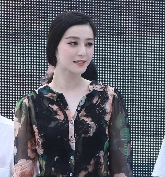 范冰冰成功瘦身30斤,重新回到大众视线,女神又回来了其实范冰冰的体重