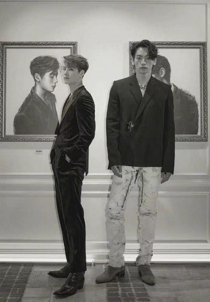 王嘉尔和rain的合影火了二人身高差距明显王嘉尔真的有175