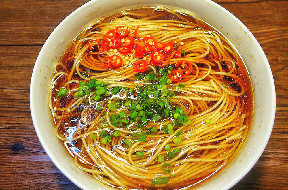 二月二龙抬头,吃"龙须面"交好运,猪油才是阳春面的"灵魂"!_腾讯新闻