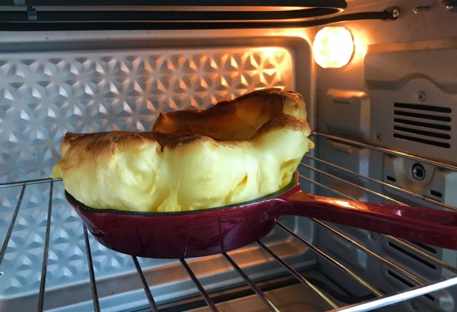 低卡版荷兰松饼,颜值高又简单,当作早晚餐或者下午茶都不错