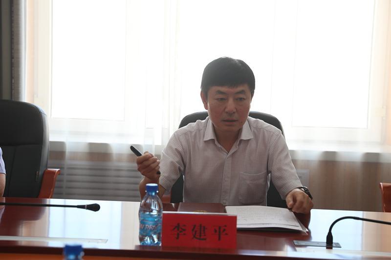 巨贪这么多钱,李建平都花到哪里去了呢?