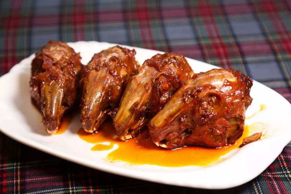 从24只到100亿只澳大利亚人兔大战100年为何兔子越来越多