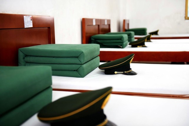 解放军整顿内务有何军事价值看看美国核潜艇臭虫闹灾影响战备