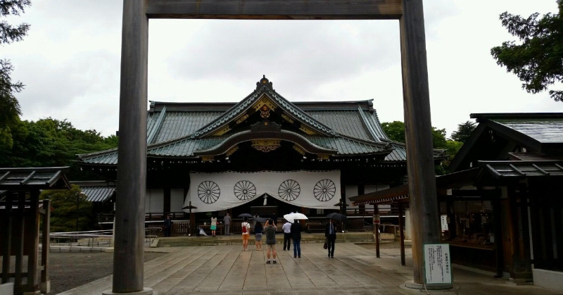 10年前 一男子在靖国神社放了一把火 他后来如何 腾讯新闻