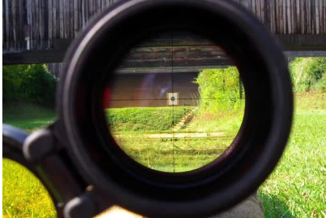 这才是狙击枪瞄准镜的世界别再被电视剧给骗了