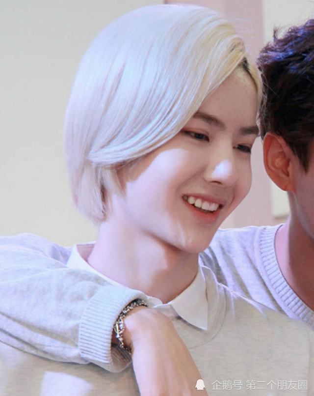 王牌对王牌最搞笑的一期却踩着王一博鸡条上位