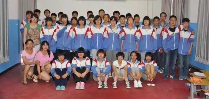 英语一窍不通考虫偏爱10所这条校服