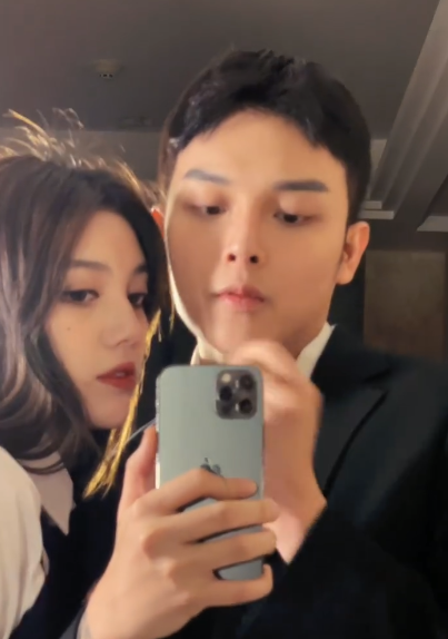 小猪先生与兜儿试婚纱,激动爆料小猪弟快生了,韩安冉却一改泼妇像