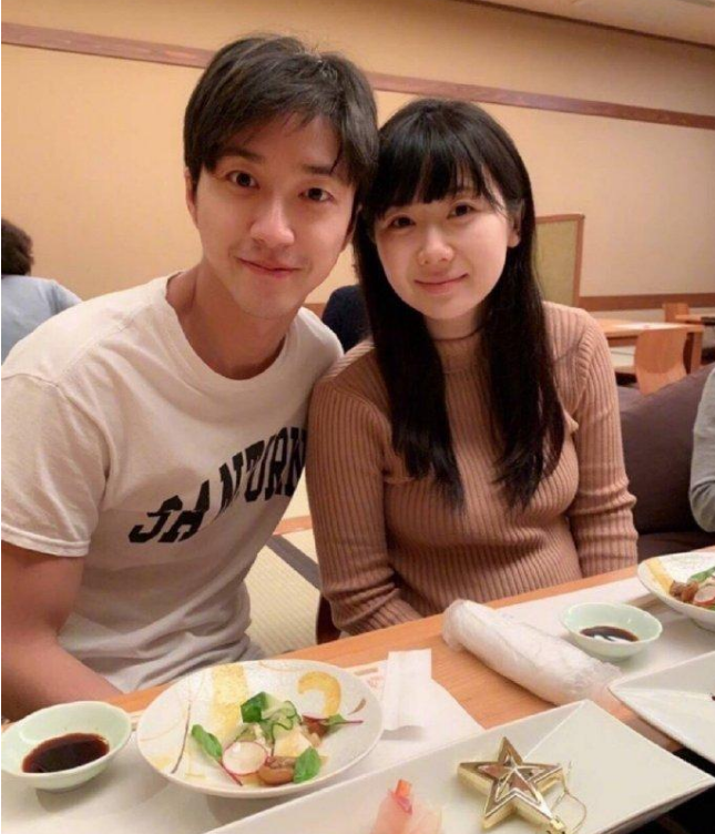 疑似福原爱约会对象曝光29岁年薪1500万日元挺帅气