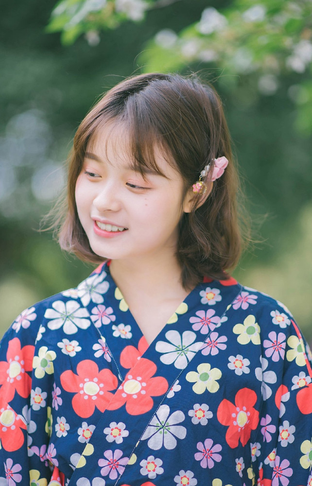 清新自然日系风格美女,养眼可爱