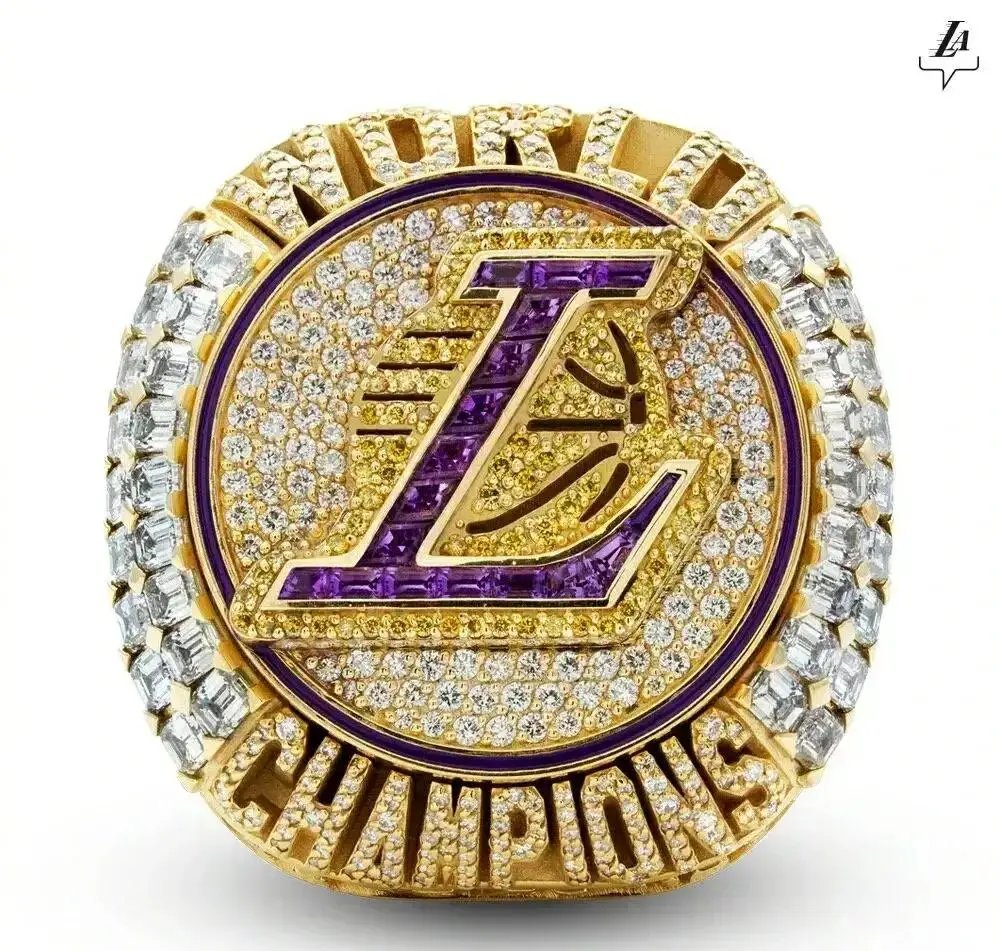 篮网总冠军!戒指准备好了.一人一个!试问东部还能有抗衡篮网的队伍么?