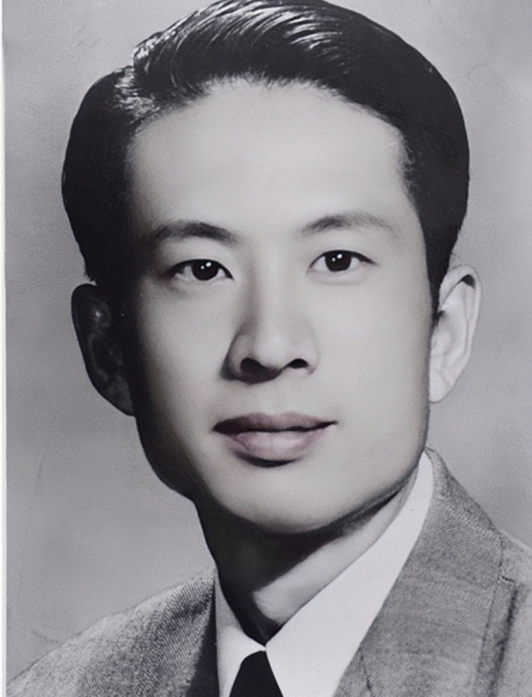 这部电影,陈毅与粟裕亲自做顾问,解放军助力跑龙套