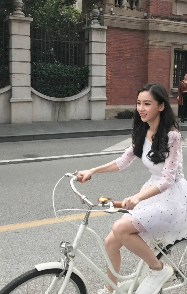 路人镜头下的明星哪位更让你心动