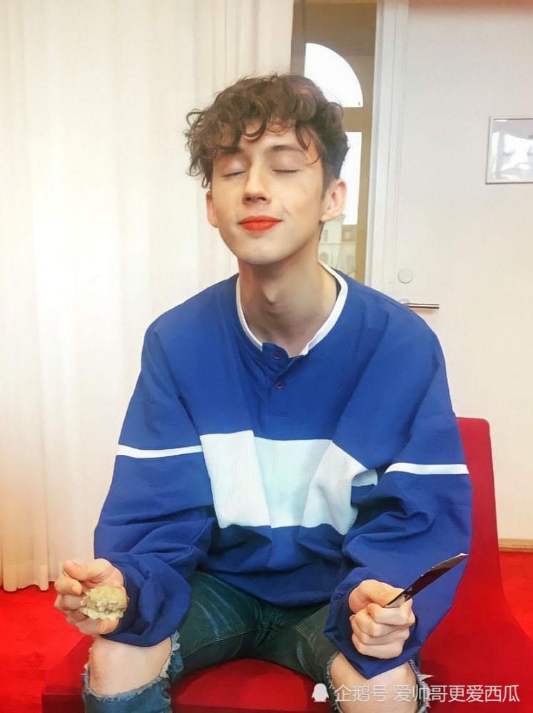 troye sivan戳爷长在审美点上的男子_腾讯新闻