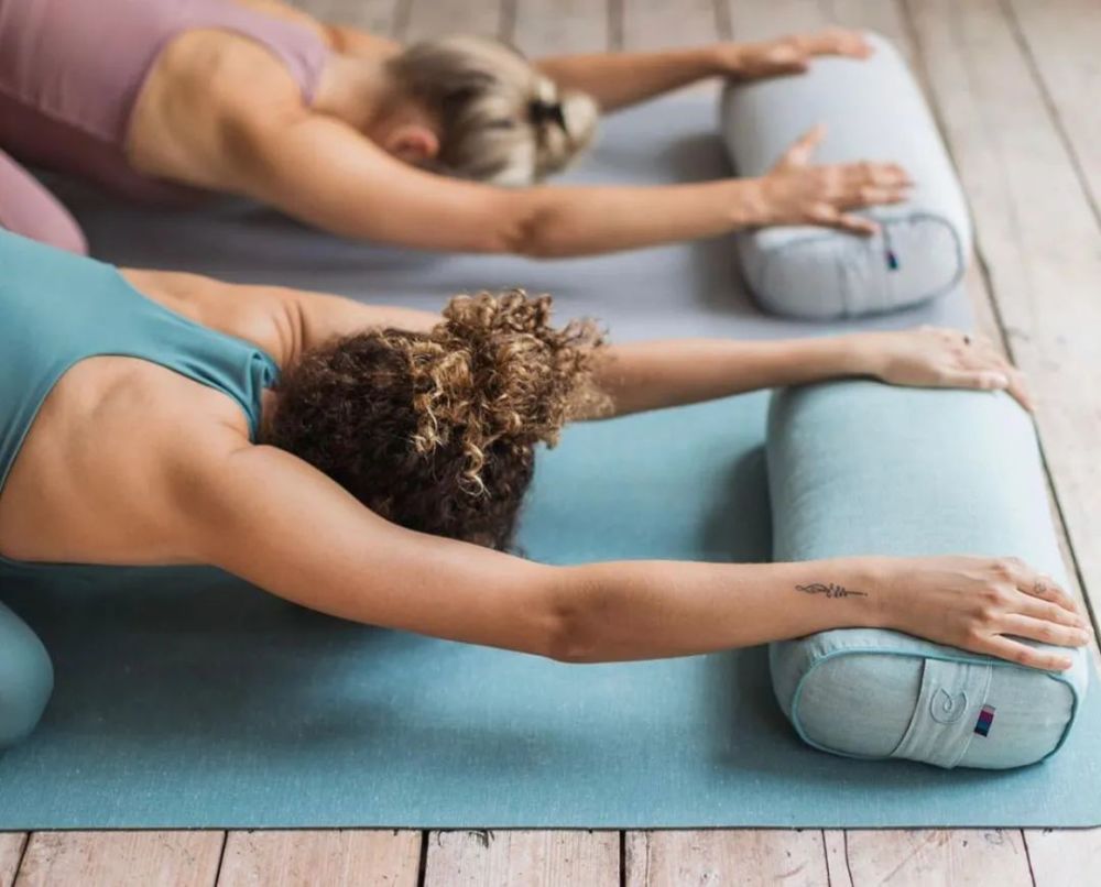 一套简单有效的修复瑜伽,15分钟缓解全身疲劳!