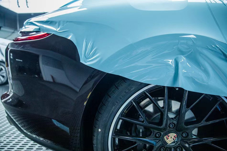 保时捷panamera改色电光冰霜蓝 冷色调的它别有滋味