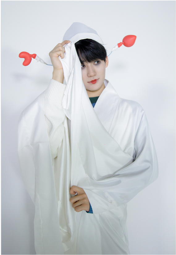 时代少年团cos秀张真源可爱鬼贺峻霖鬼将军被宋亚轩给萌到了