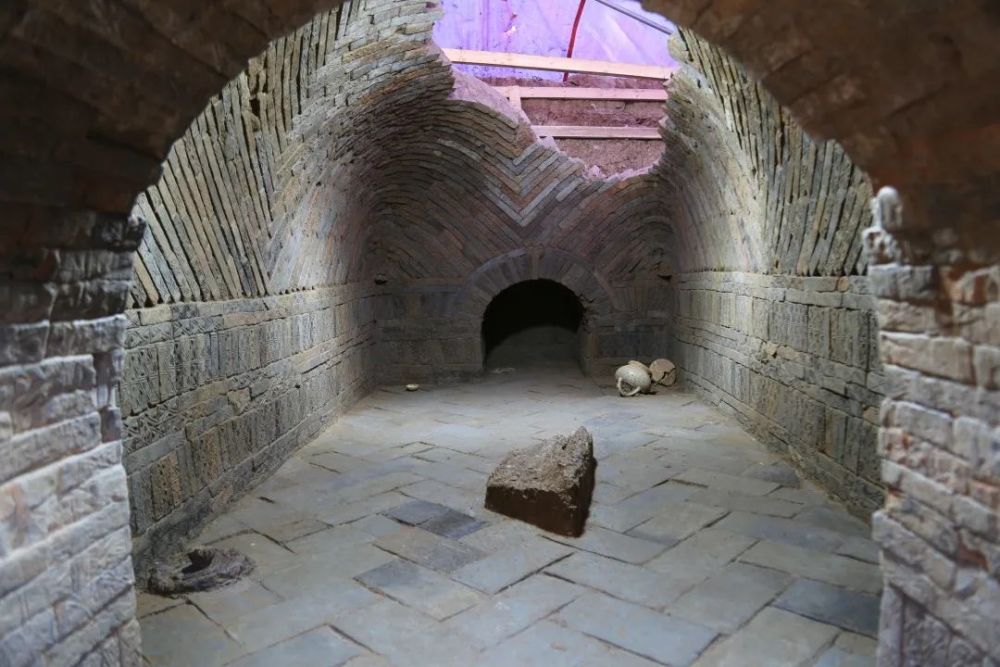 南京五佰村孙吴丁奉家族墓墓葬形制_腾讯新闻