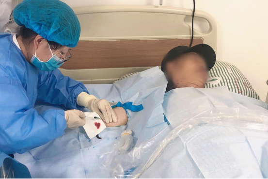 精准定位丨嘉峪关市第一人民医院成功开展超声引导下picc置管术