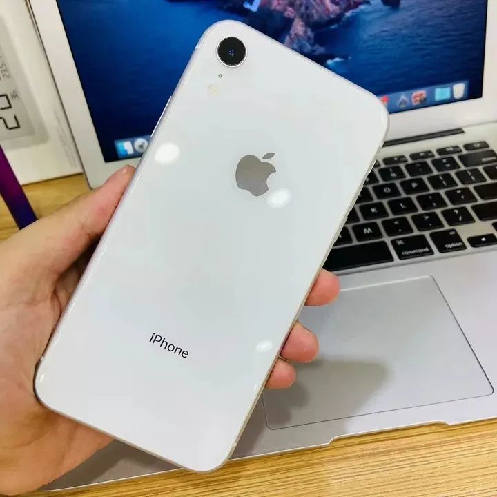 2021年买iphone11还是iphone12还是iphonexr?_腾讯新闻