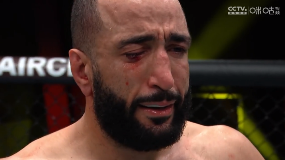 ufc猛将爱德华兹时隔两年回归战,无奈遭遇赛场意外