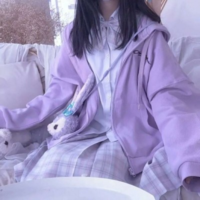 ins风紫色温柔女生头像