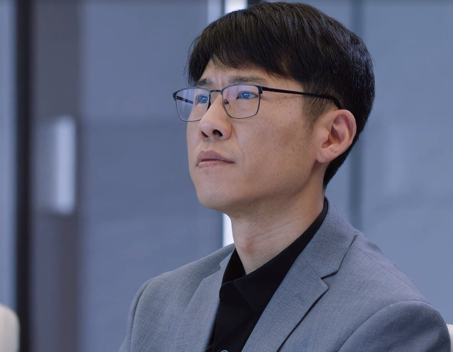 暴风眼大结局程雷暴露后凶相毕露杜猛关心则乱重伤后在弥留时刻仍不忘