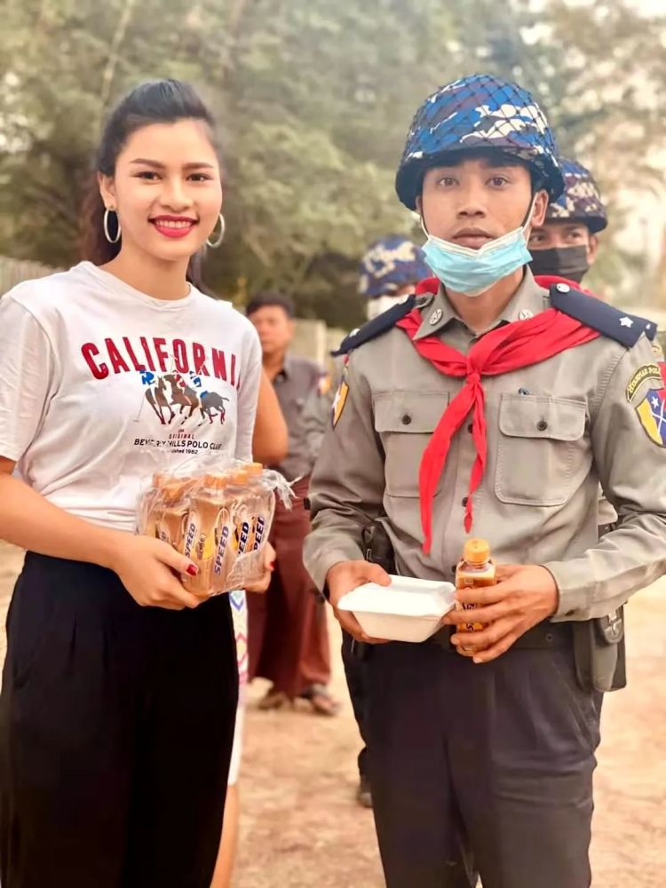 缅甸社交网络上的民盟支持者因此对shwe yuparoo进行谩骂和抵制.