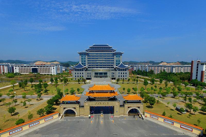 拟建设7个二级学院,分别为北斗学院,慧科互联网科技学院和数字艺术