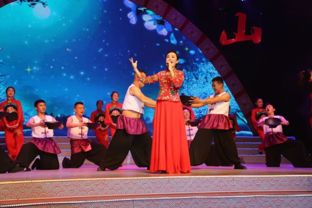 刷屏王二妮马美如100万人次围观这场公益演出超火爆