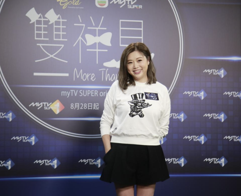 梅小惠受访聊感情状态遗憾未被曾伟权求婚单身21年仍憧憬结婚