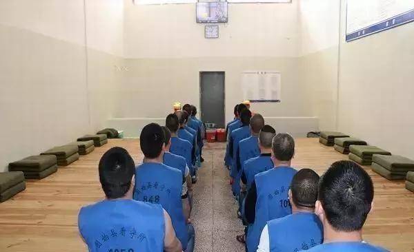 看守所-最艰难的一段时间.学会规则才能更好的服刑.